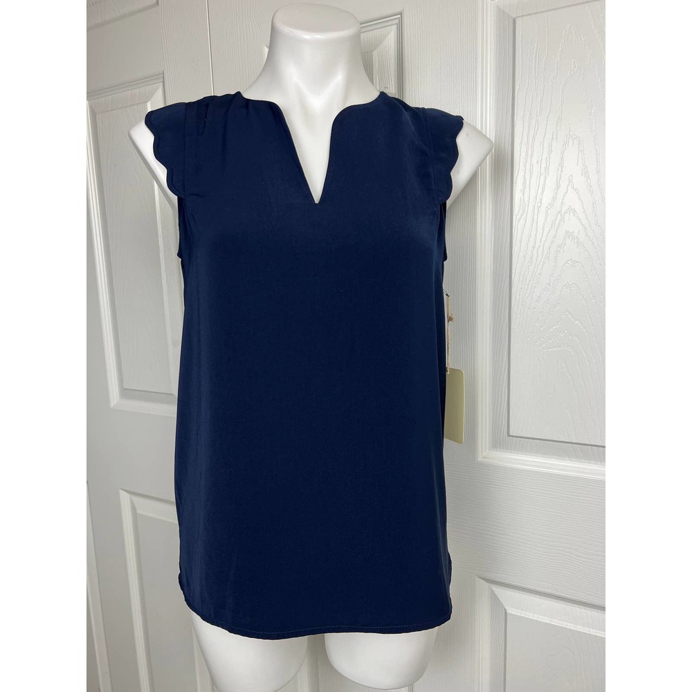41 Hawthorne  Dawney Scalloped Cap Sleeve Top V-Neck Navy Size S New!